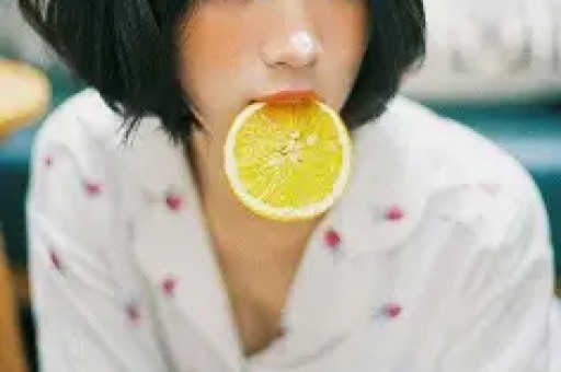 薛之谦人设崩塌!尿壶摆拍被官媒痛批过往黑料全被扒光 薛之谦人设崩塌!尿壶摆拍被官媒痛批过往黑料全被扒光